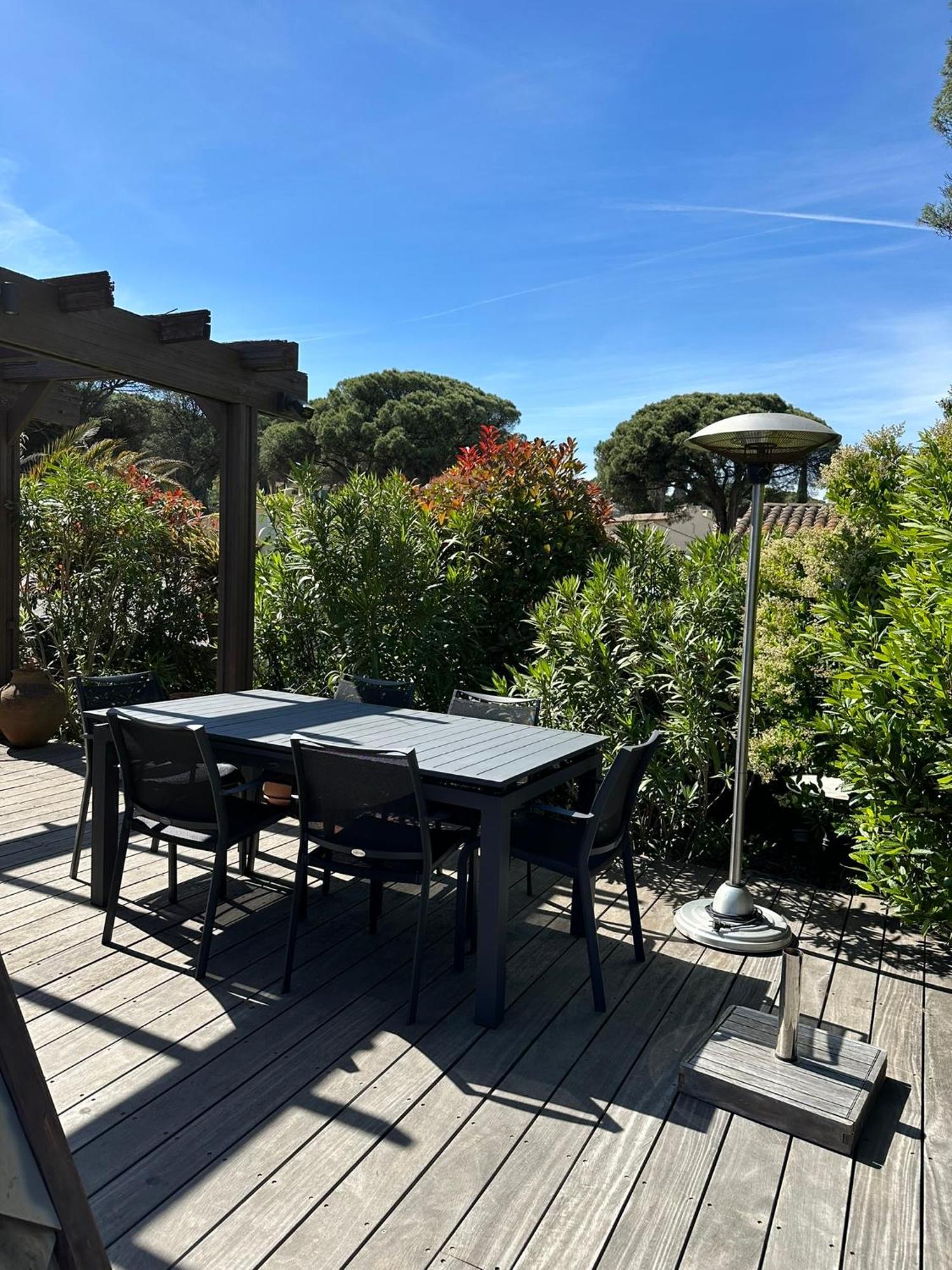 Loft Oasis - Grande Terrasse Et Piscine Holiday home *